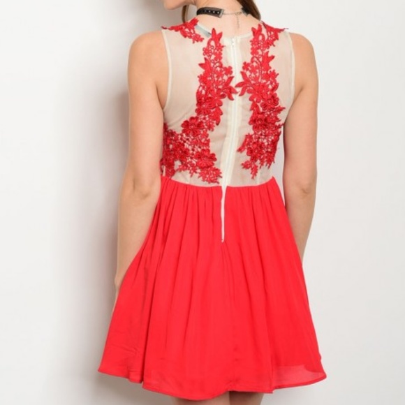 RED FORMAL DRESS - Picture 3 of 4